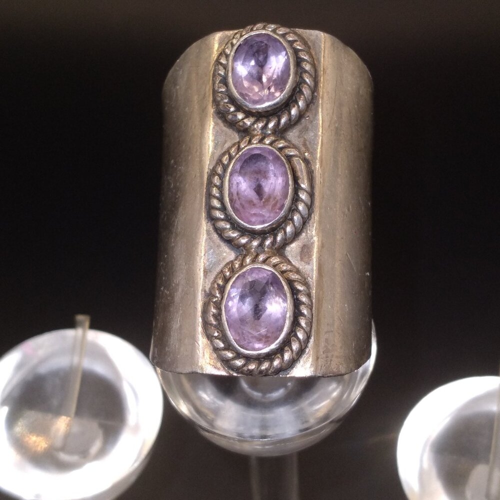 Sterling Silver 925 Ring with Amethyst Stones - Picture 1 of 7